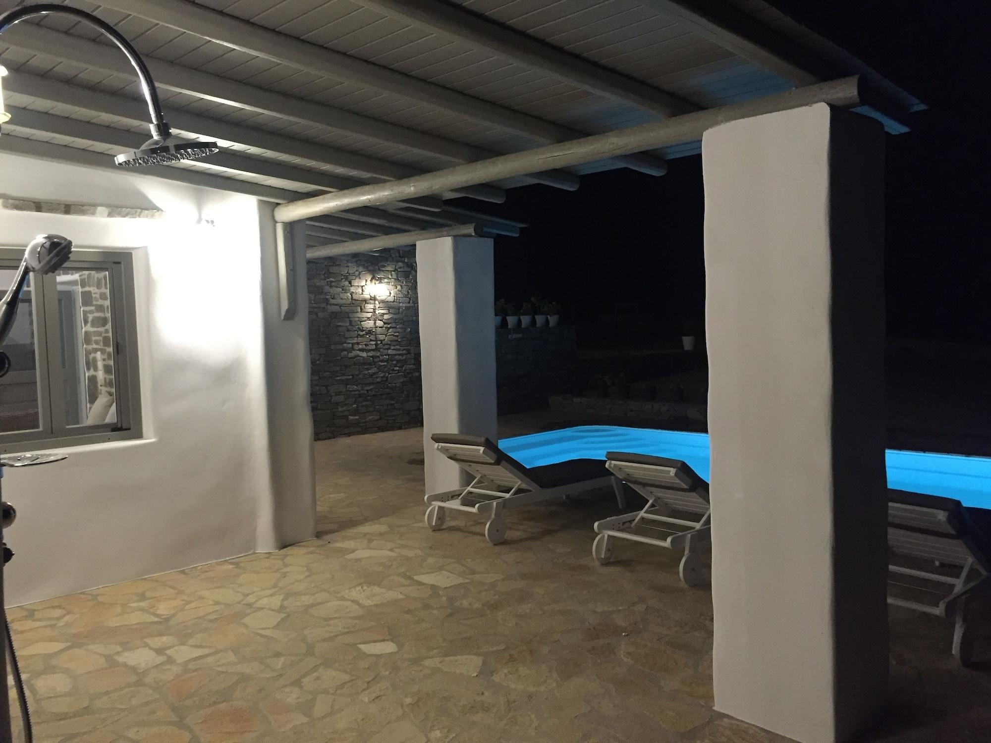 Paros Afrodite Luxury Villas Aliki  Exterior photo